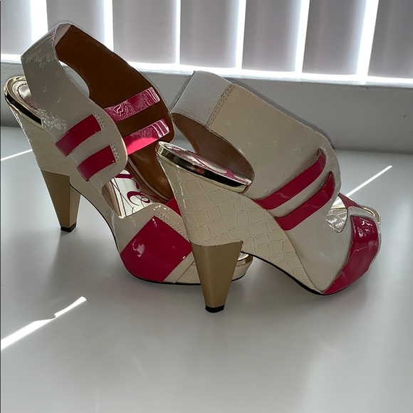 Size8 Dereon, Fantasy White/Pink - Picture 4 of 6